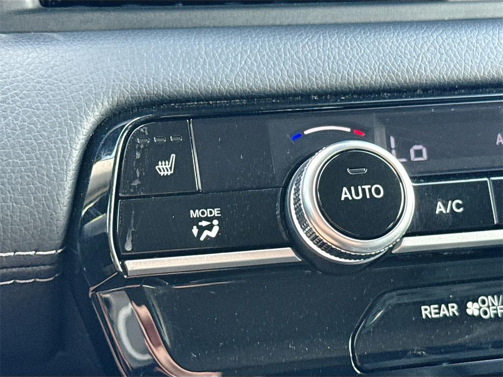 used 2024 Honda Pilot car, priced at $35,000
