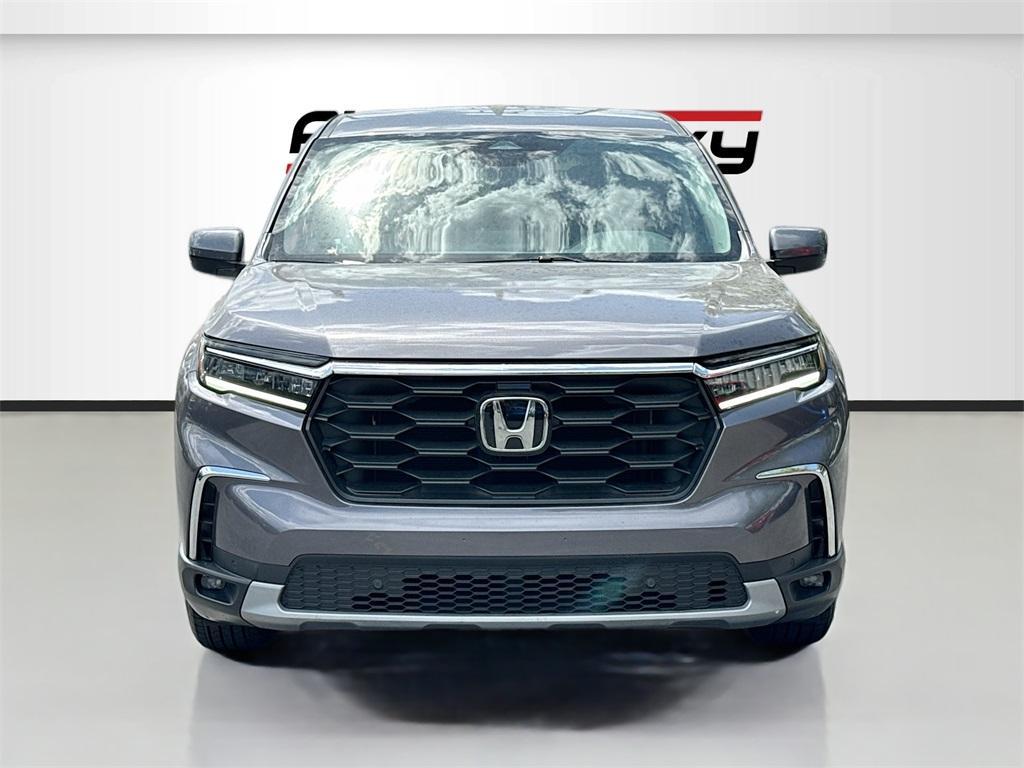 used 2024 Honda Pilot car, priced at $35,000