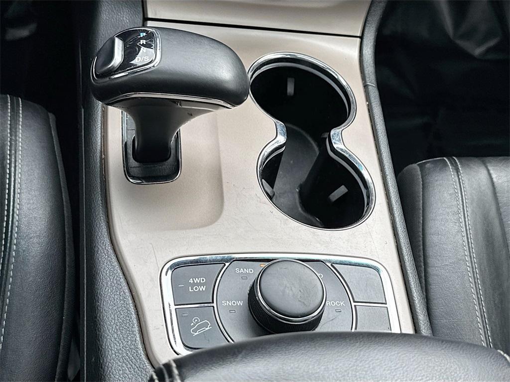 used 2014 Jeep Grand Cherokee car, priced at $10,400