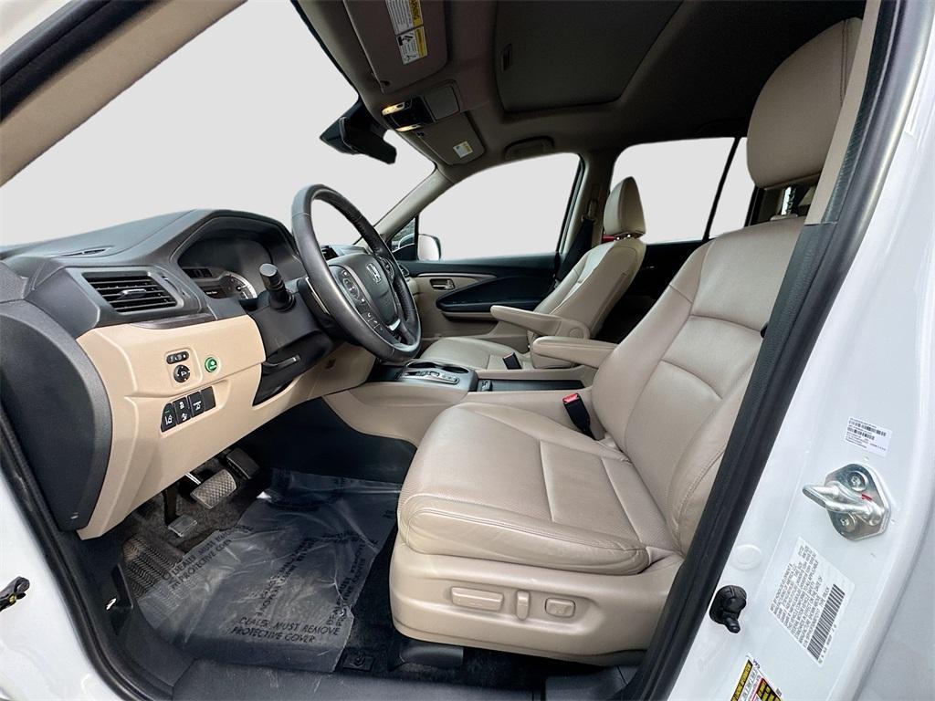 used 2022 Honda Ridgeline car, priced at $26,100