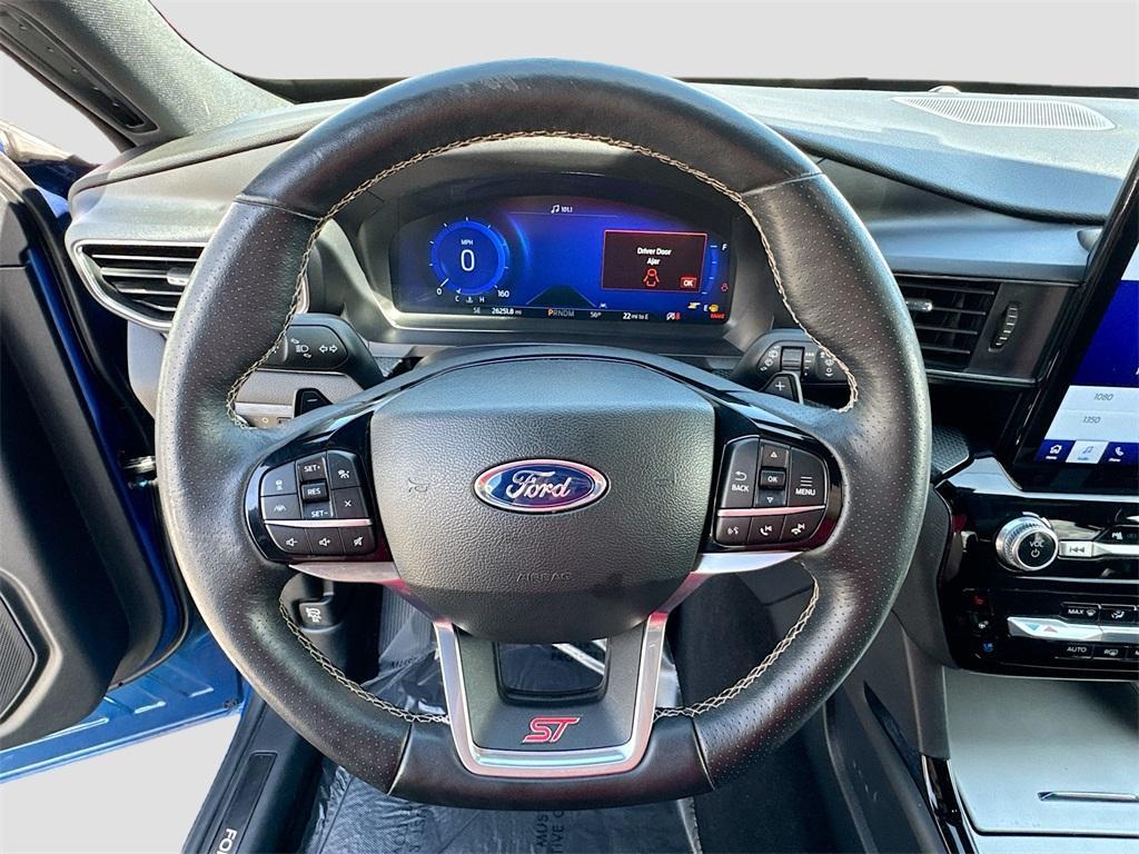 used 2023 Ford Explorer car, priced at $40,000