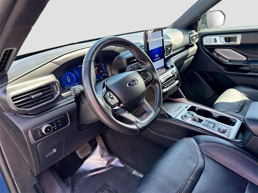 used 2023 Ford Explorer car, priced at $40,000
