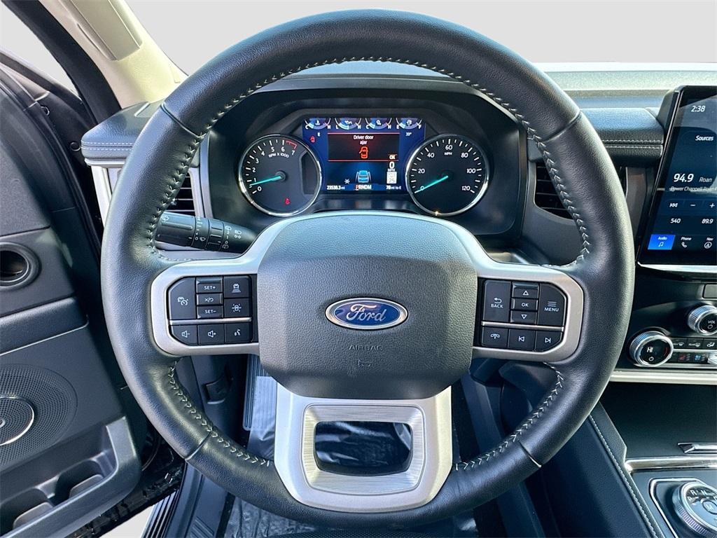 used 2022 Ford Expedition car, priced at $39,500