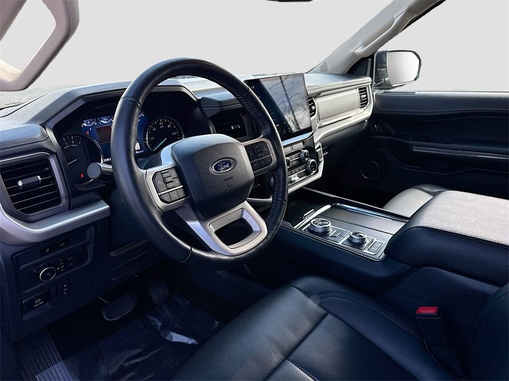 used 2022 Ford Expedition car, priced at $39,500