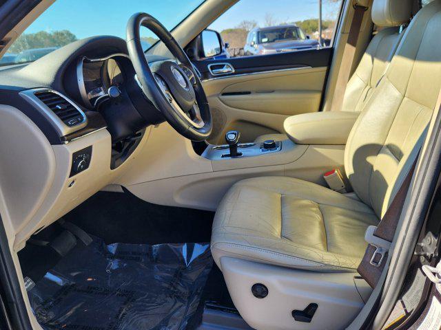 used 2015 Jeep Grand Cherokee car, priced at $12,686