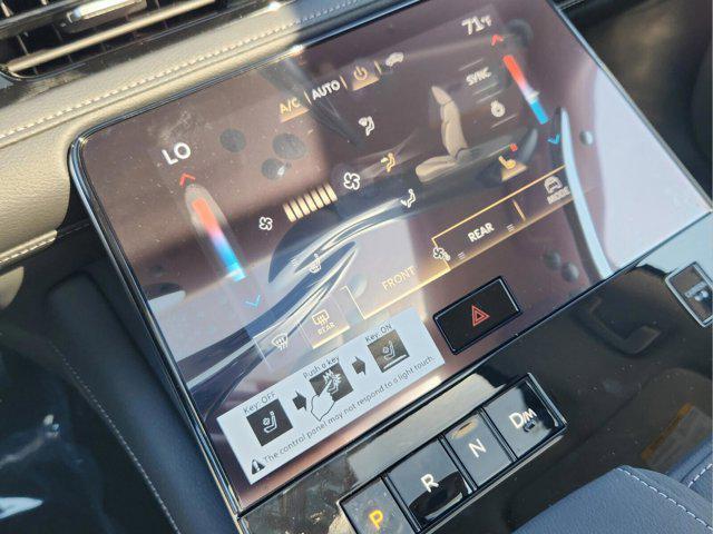 new 2025 INFINITI QX80 car, priced at $81,078