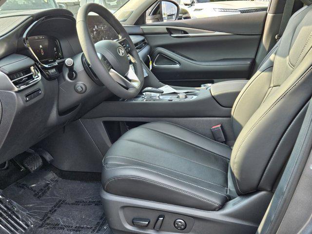 new 2025 INFINITI QX60 car, priced at $57,649