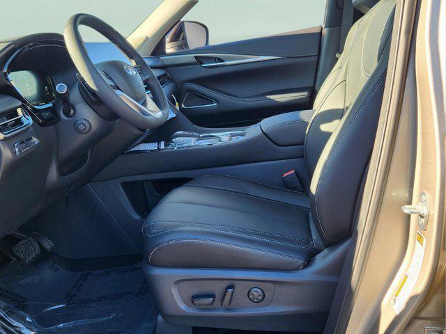new 2025 INFINITI QX60 car, priced at $56,080
