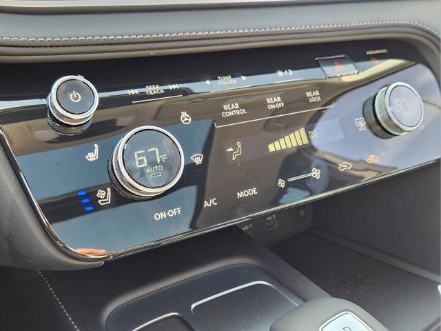 new 2025 INFINITI QX60 car, priced at $60,200