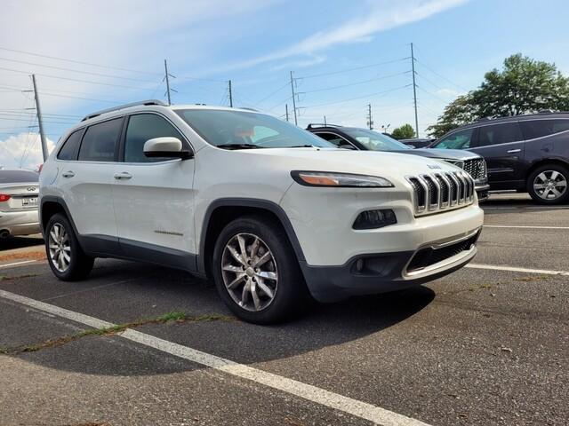 used 2015 Jeep Cherokee car, priced at $12,651
