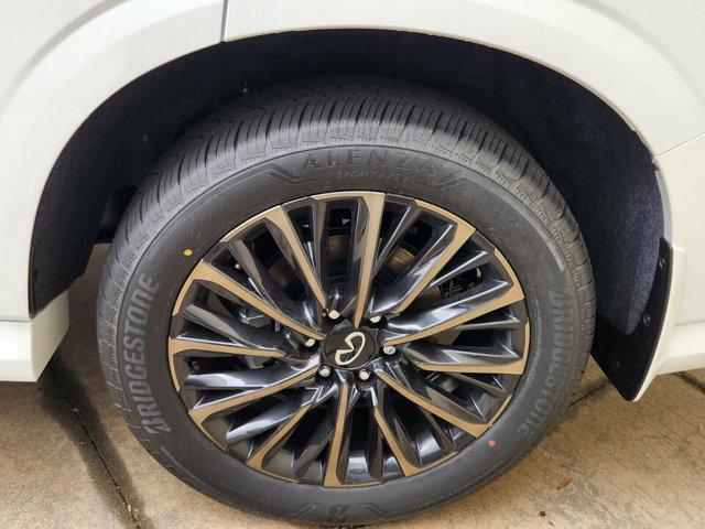 new 2025 INFINITI QX80 car, priced at $115,085