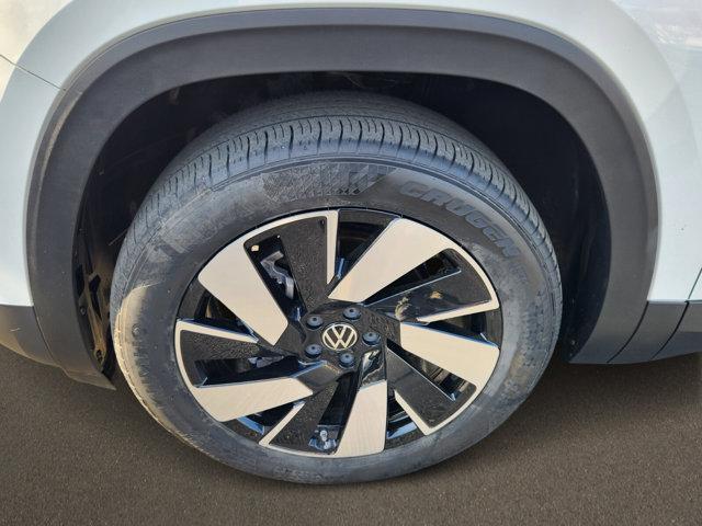 used 2024 Volkswagen Atlas Cross Sport car, priced at $34,995