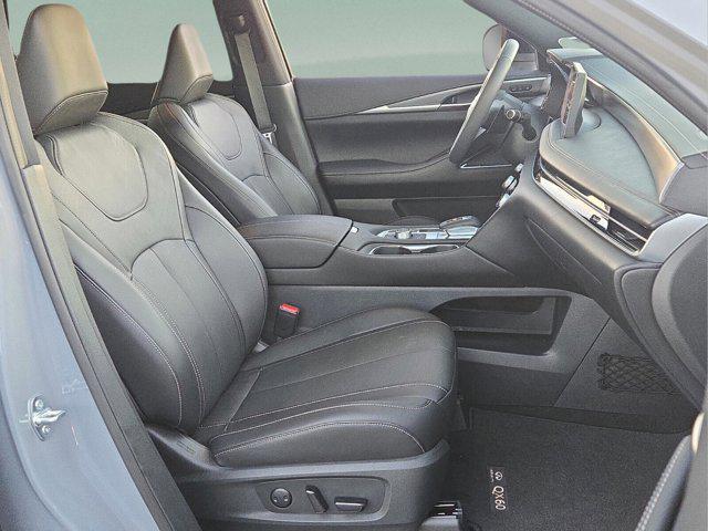 used 2025 INFINITI QX60 car, priced at $46,995