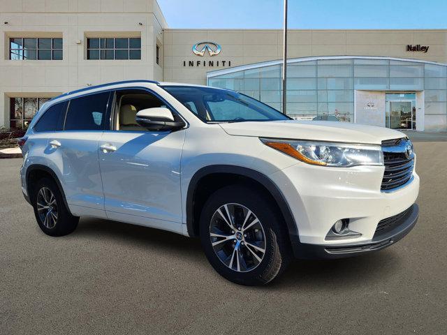 used 2016 Toyota Highlander car, priced at $19,495