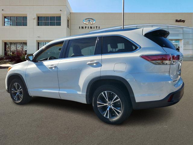 used 2016 Toyota Highlander car, priced at $19,495