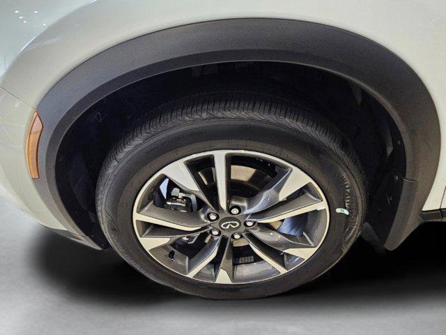 new 2025 INFINITI QX60 car, priced at $60,823