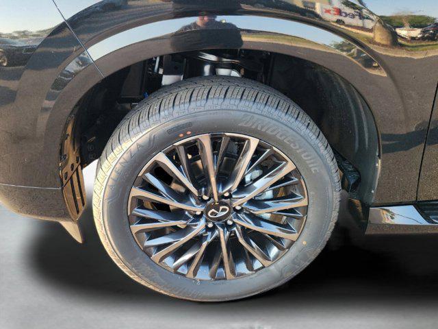new 2025 INFINITI QX80 car, priced at $106,961