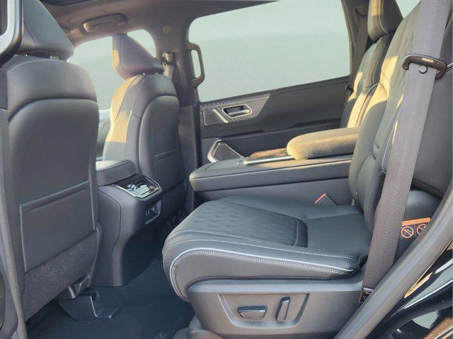 new 2025 INFINITI QX80 car, priced at $106,961