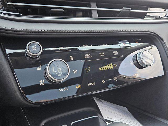 new 2025 INFINITI QX60 car, priced at $58,317