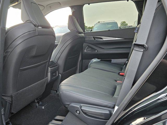 new 2025 INFINITI QX60 car, priced at $58,317