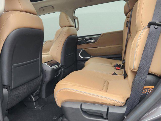 new 2025 INFINITI QX80 car, priced at $91,101