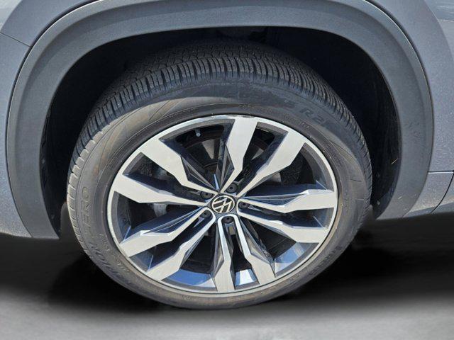 used 2022 Volkswagen Atlas Cross Sport car, priced at $36,170