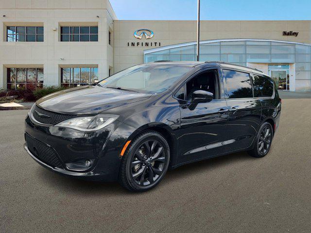 used 2018 Chrysler Pacifica car, priced at $13,595