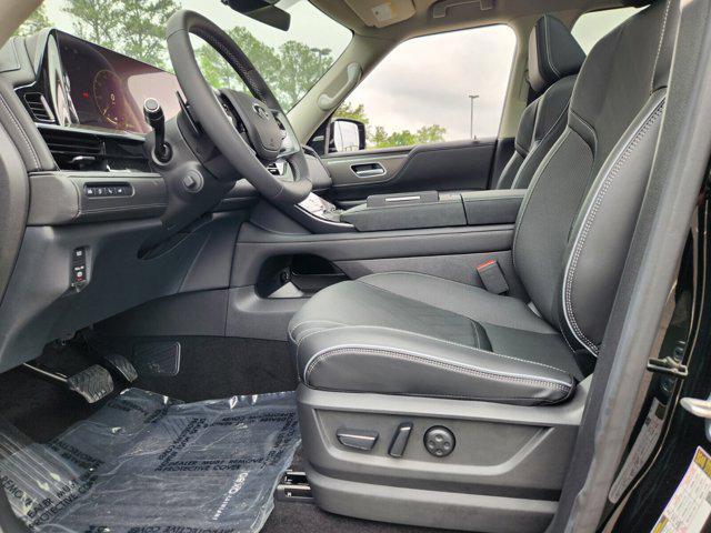 new 2025 INFINITI QX80 car, priced at $88,555