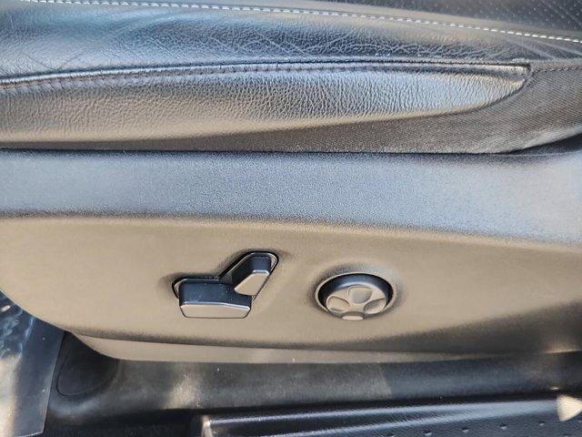 used 2019 Chrysler Pacifica car, priced at $17,874
