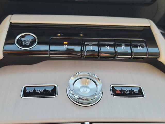 used 2025 Lincoln Navigator car, priced at $89,995