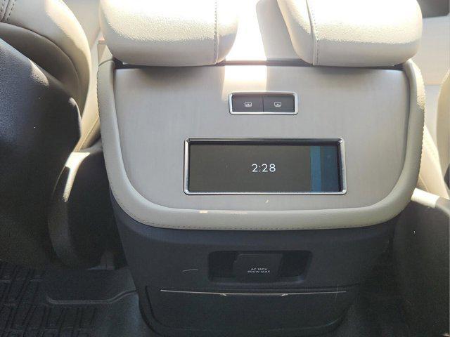 used 2025 Lincoln Navigator car, priced at $89,995