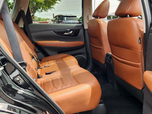 used 2019 Nissan Rogue car, priced at $16,279