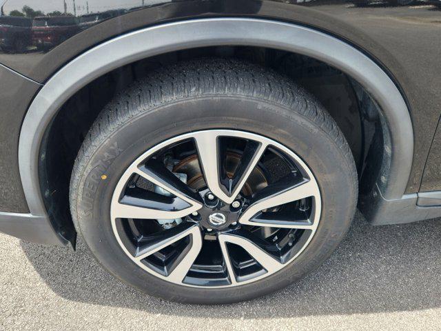 used 2019 Nissan Rogue car, priced at $16,279