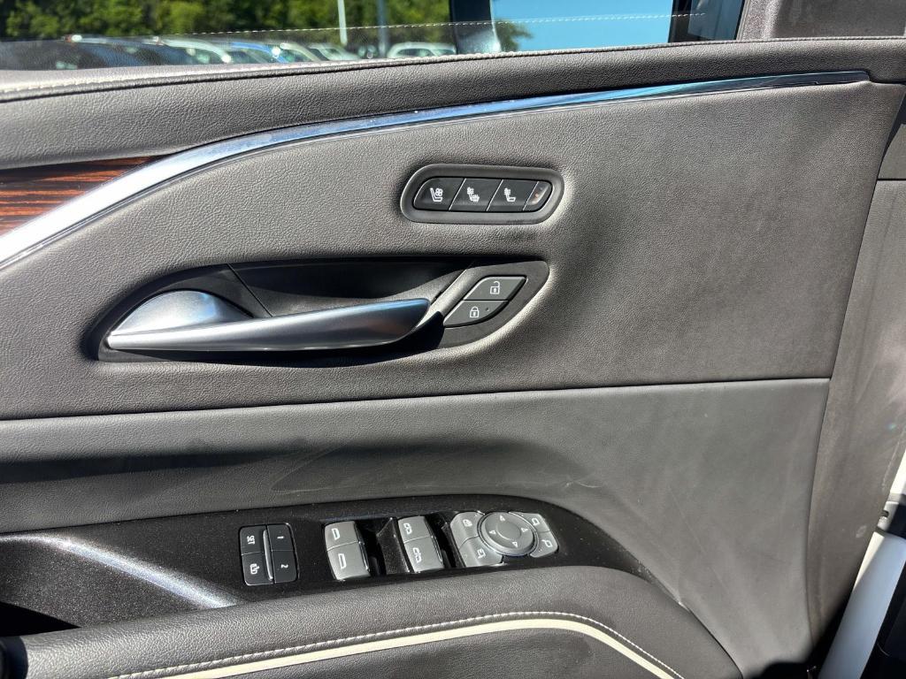 used 2023 Cadillac Escalade car, priced at $76,900