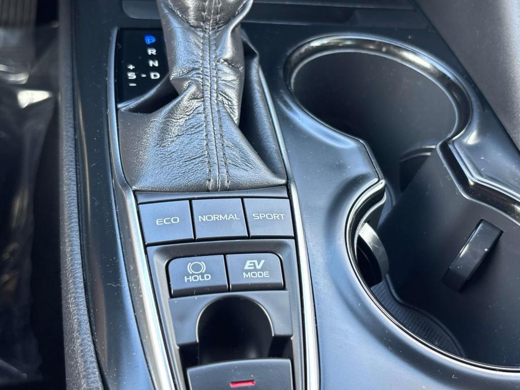 used 2019 Toyota Camry Hybrid car, priced at $21,900