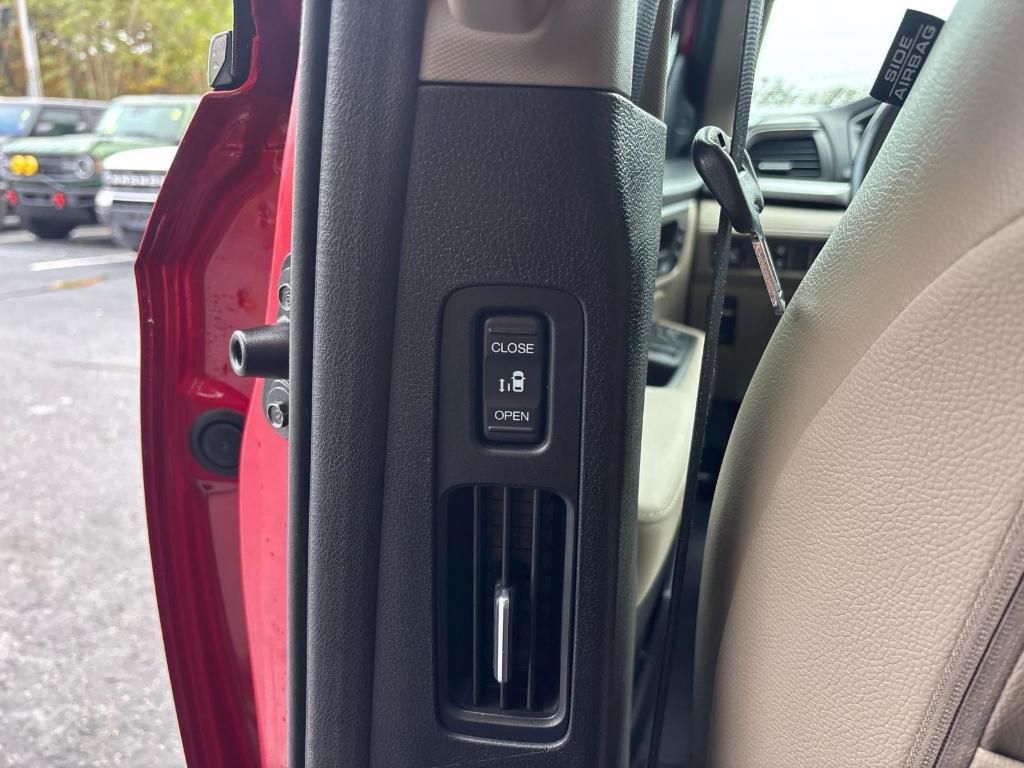 used 2022 Honda Odyssey car, priced at $33,800