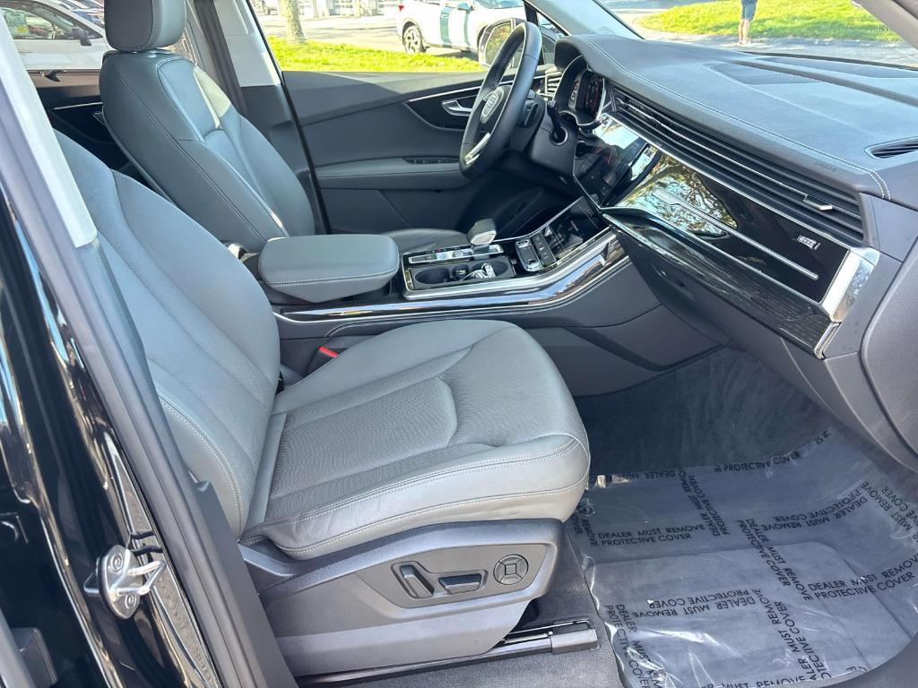 used 2025 Audi Q7 car, priced at $56,900