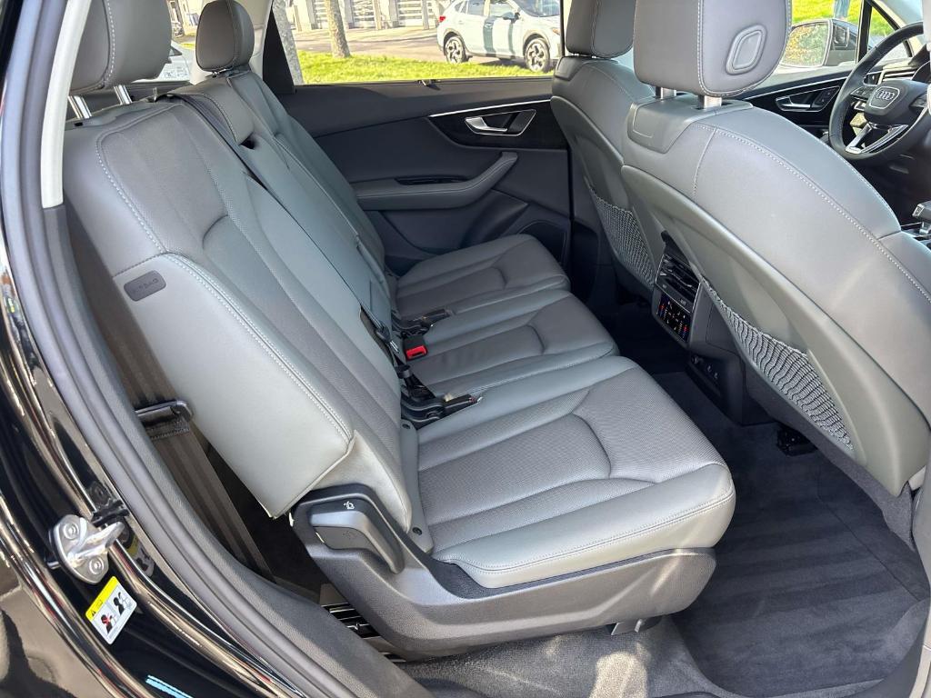 used 2025 Audi Q7 car, priced at $56,900