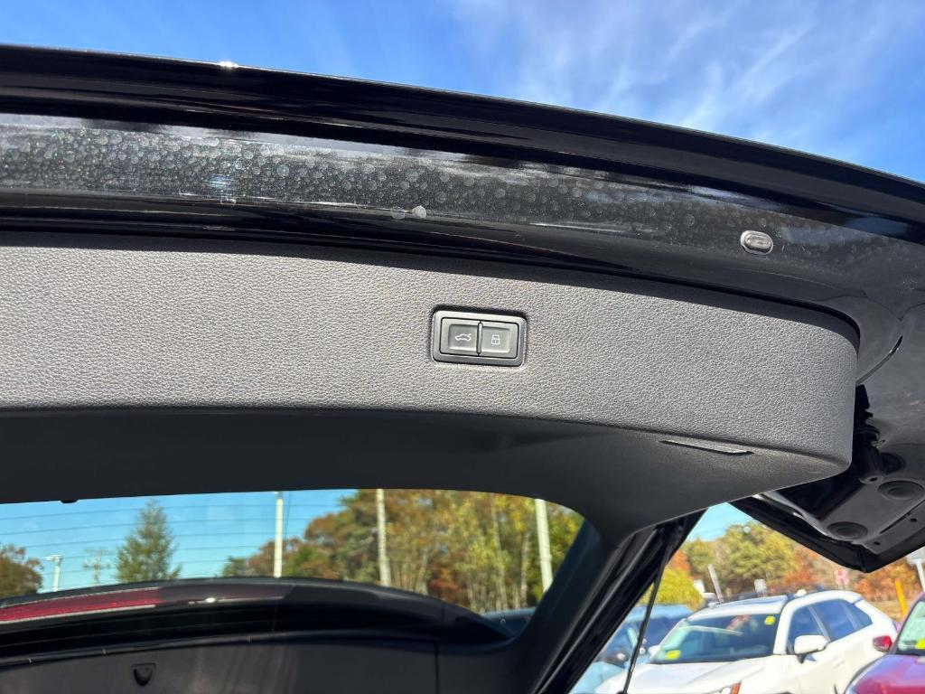 used 2025 Audi Q7 car, priced at $56,900