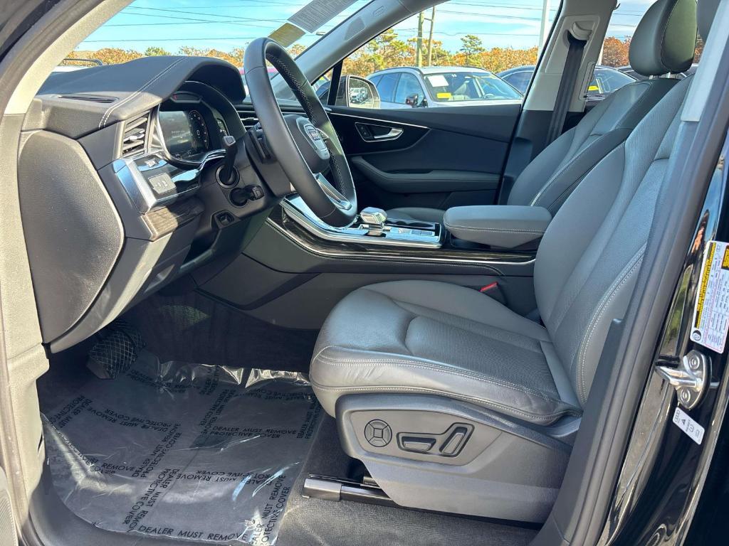 used 2025 Audi Q7 car, priced at $56,900