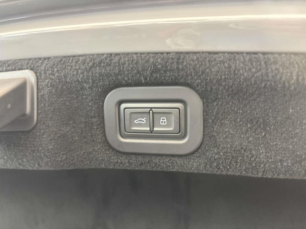 used 2024 Bentley Flying Spur car, priced at $309,900