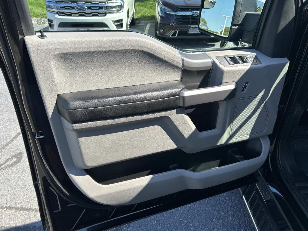 used 2019 Ford F-150 car, priced at $27,900