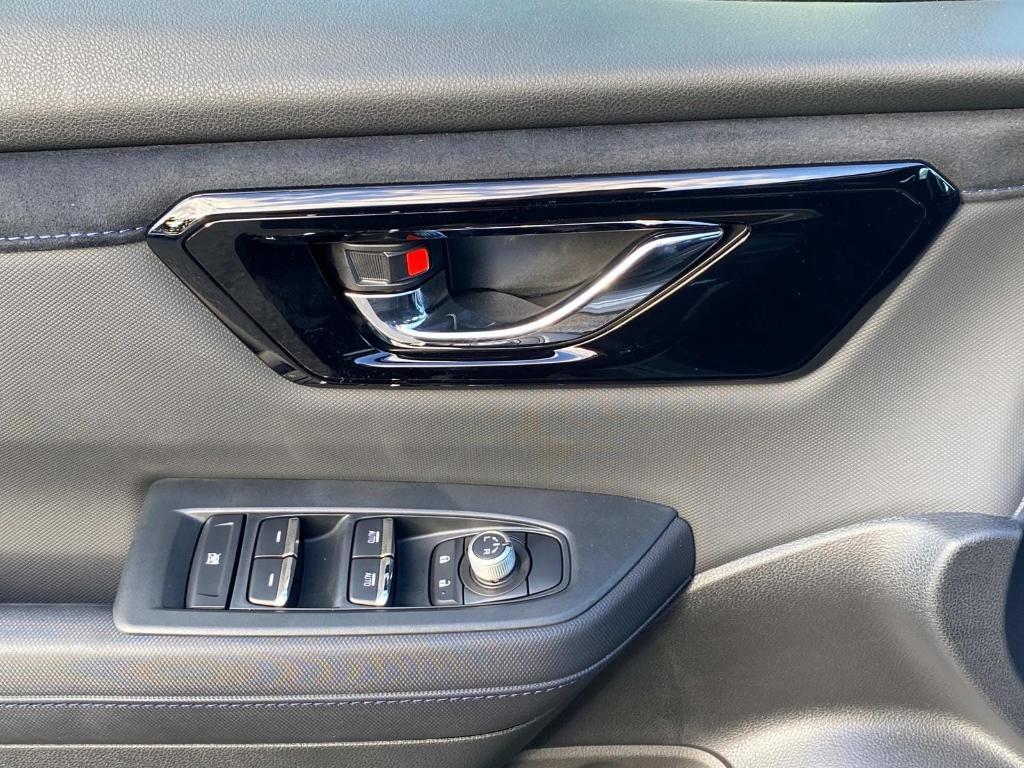 new 2025 Subaru Forester Hybrid car, priced at $44,280