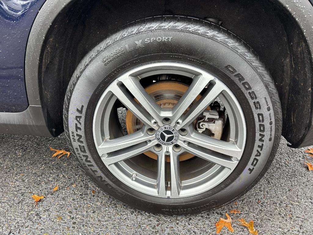 used 2021 Mercedes-Benz GLC 300 car, priced at $24,900