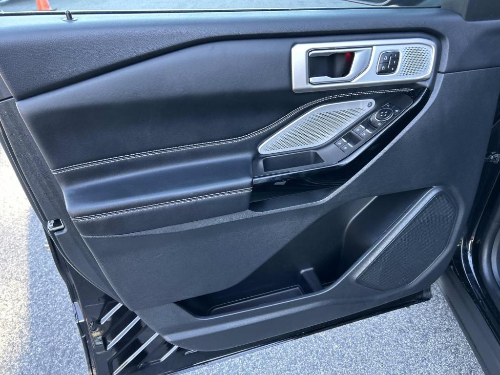 used 2023 Ford Explorer car, priced at $44,300