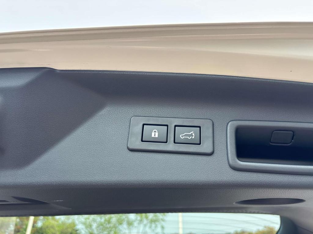 used 2025 Subaru Forester car, priced at $33,400