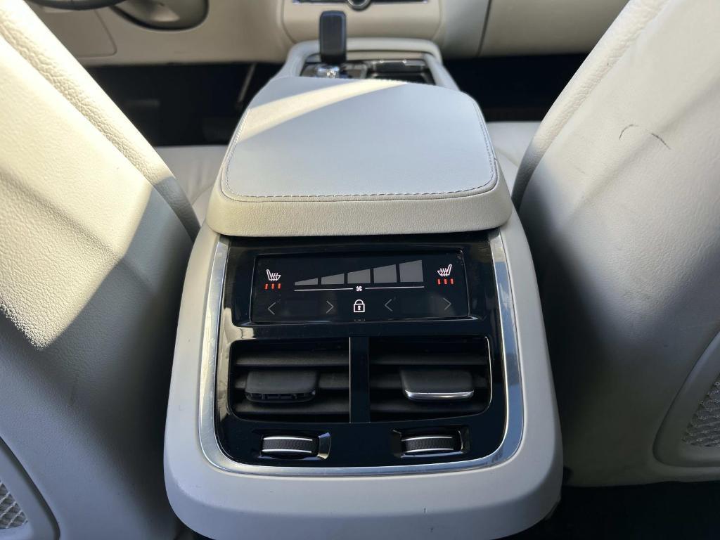 used 2024 Volvo XC90 car, priced at $34,900