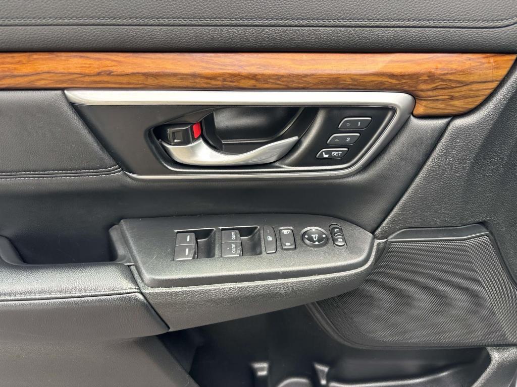 used 2021 Honda CR-V car, priced at $26,200