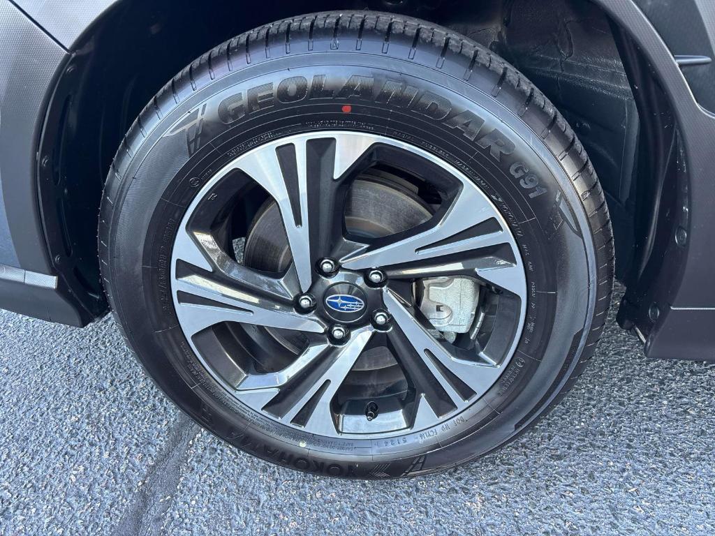 used 2025 Subaru Crosstrek car, priced at $27,900