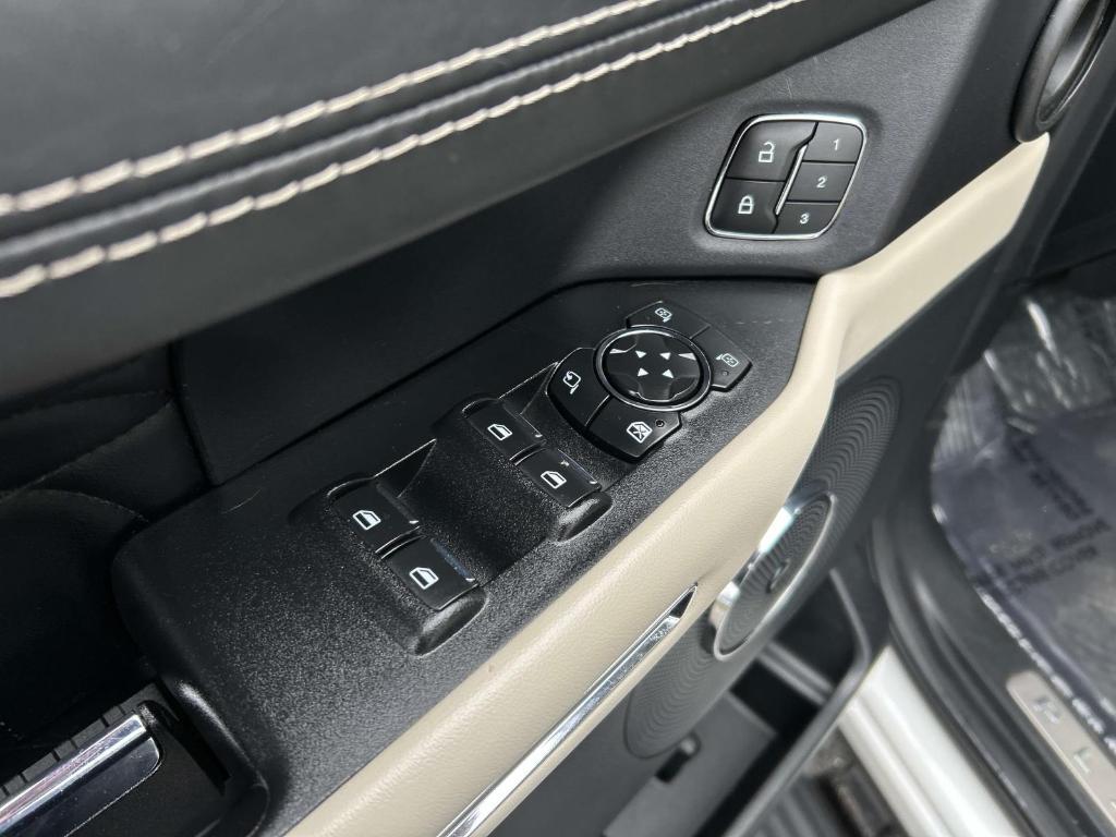 used 2021 Ford Expedition Max car, priced at $50,900